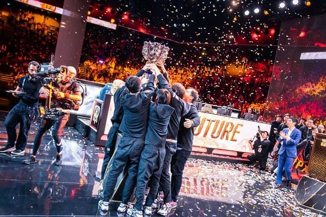 卫冕冠军DK阵容不变，ShowMaker：希望建立LOL新王朝